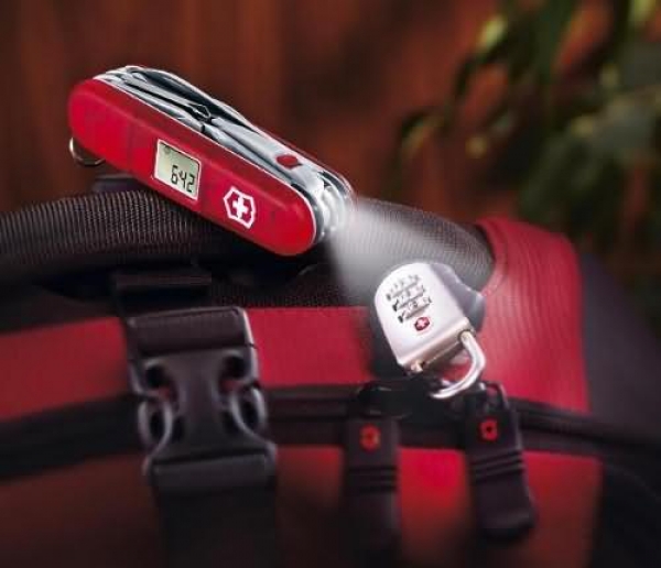 Victorinox Traveller Lite AVT